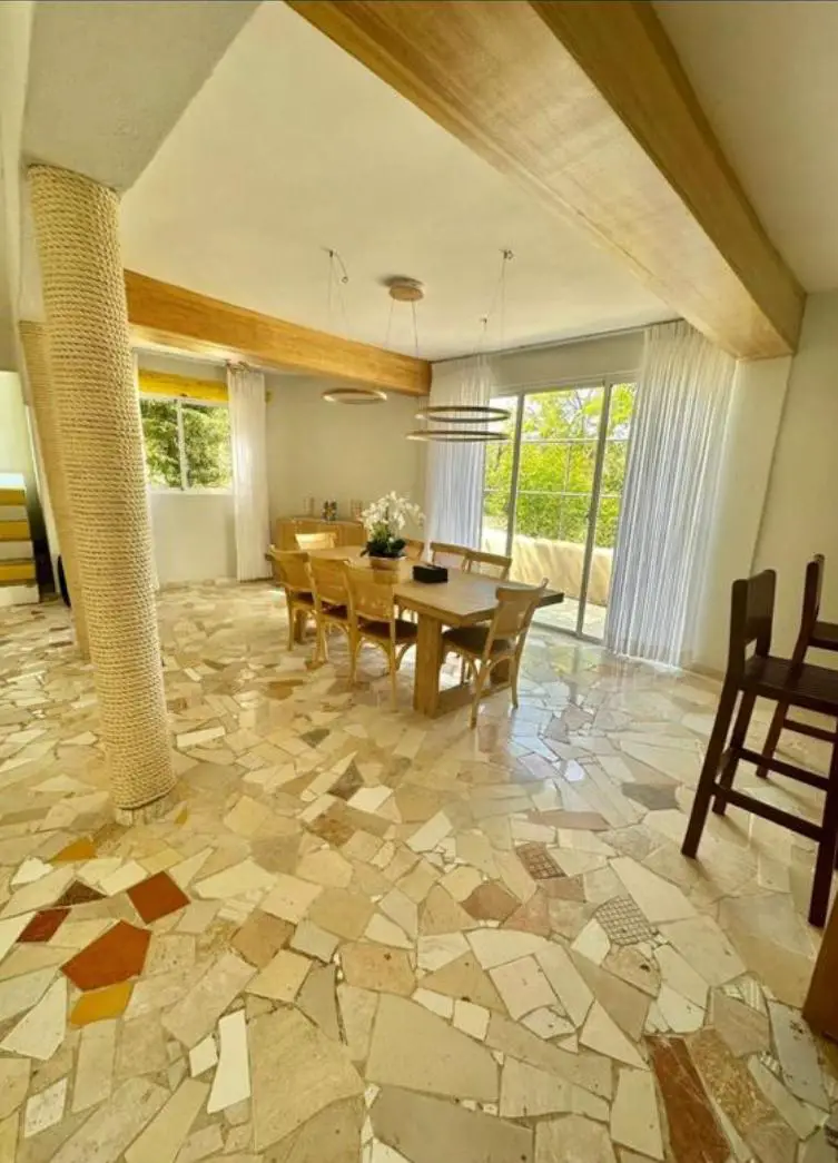 Vendo Exclusiva Villa 3 Niveles AMUEBLADA en LOS GUAYACANES JUAN DOLIO Foto 7282279-11.jpg