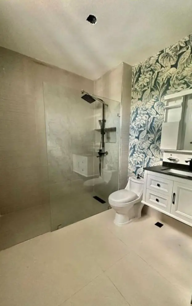 Vendo Exclusiva Villa 3 Niveles AMUEBLADA en LOS GUAYACANES JUAN DOLIO Foto 7282279-13.jpg