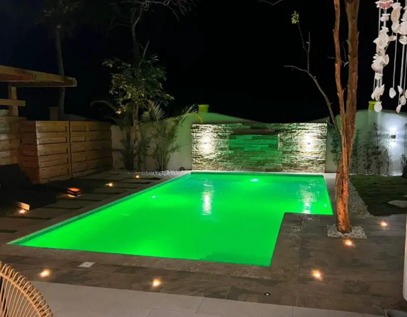 Vendo Exclusiva Villa 3 Niveles AMUEBLADA en LOS GUAYACANES JUAN DOLIO Foto 7282279-5.jpg