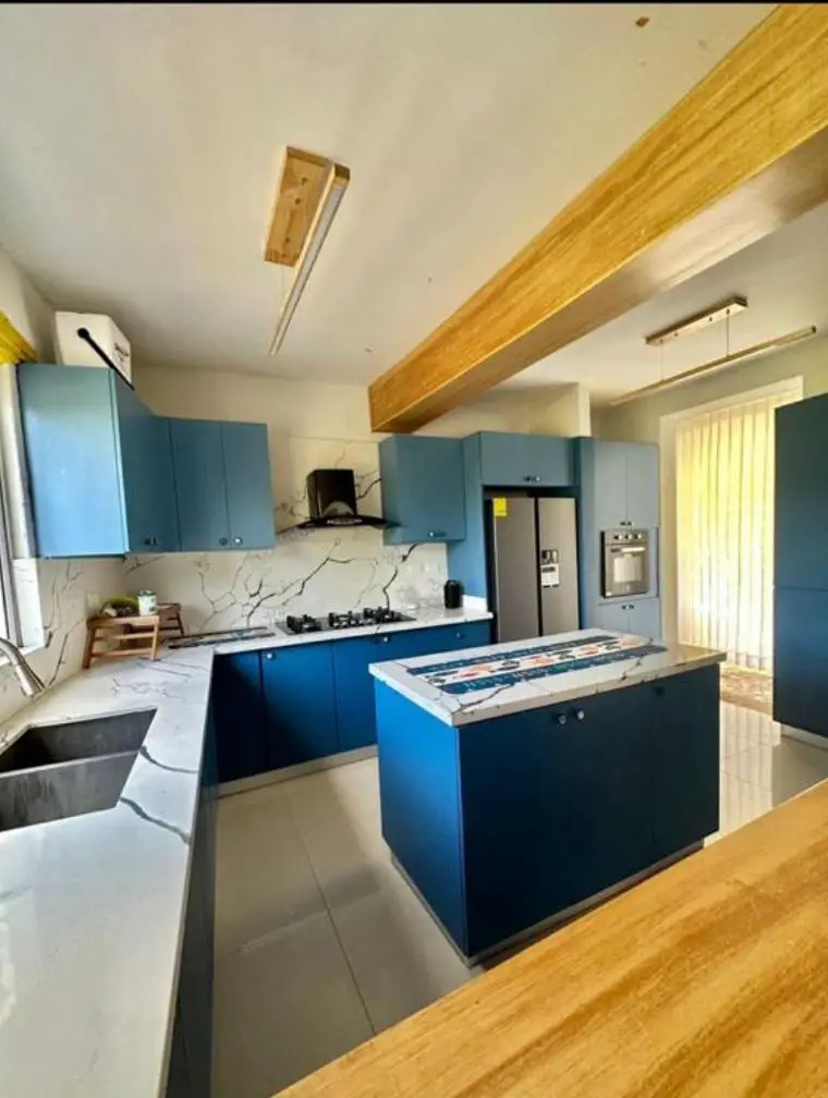 Vendo Exclusiva Villa 3 Niveles AMUEBLADA en LOS GUAYACANES JUAN DOLIO Foto 7282279-8.jpg