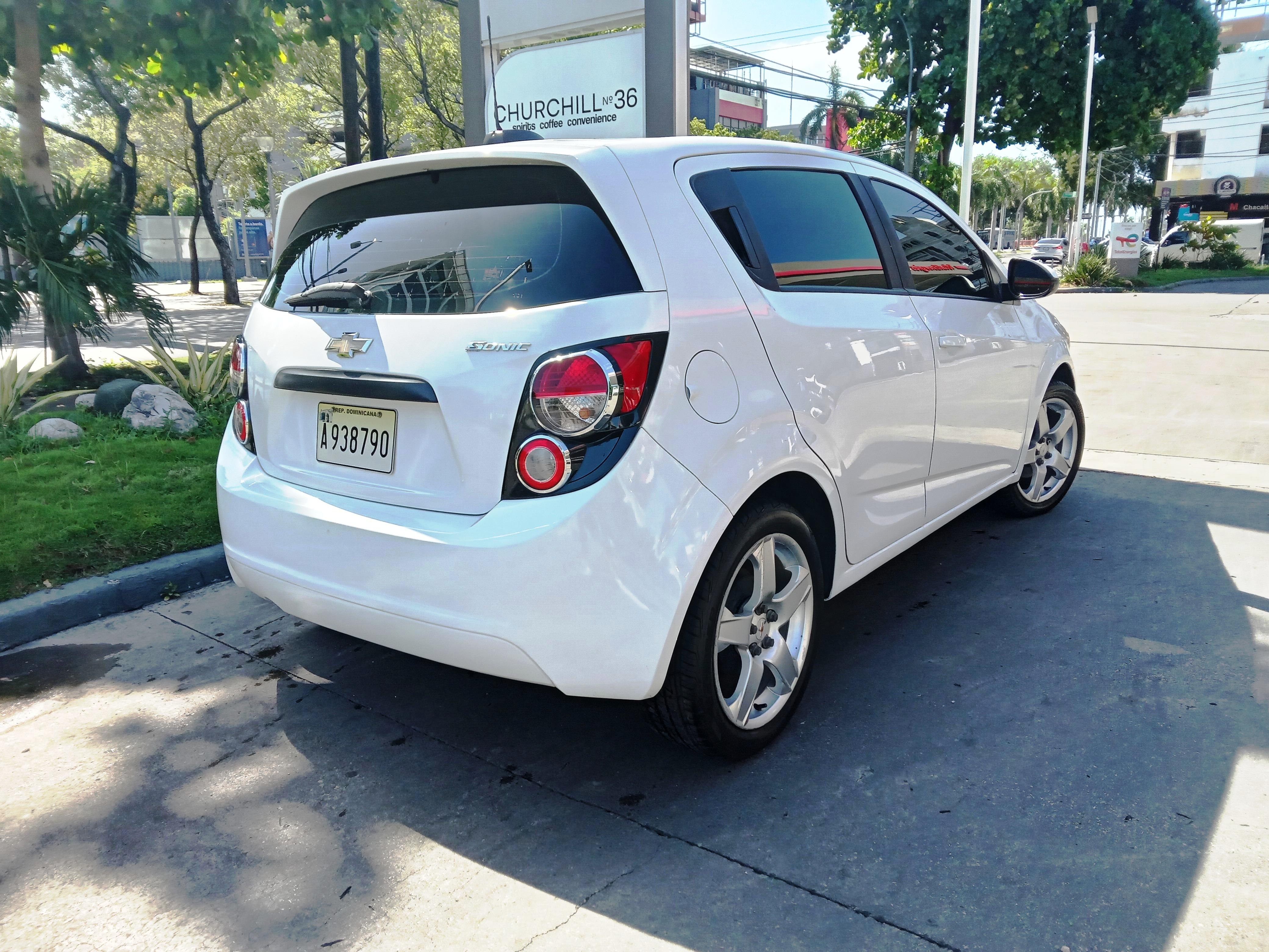 Chevy Sonic LS Hatchback 2015 Manual  Foto 7282314-4.jpg