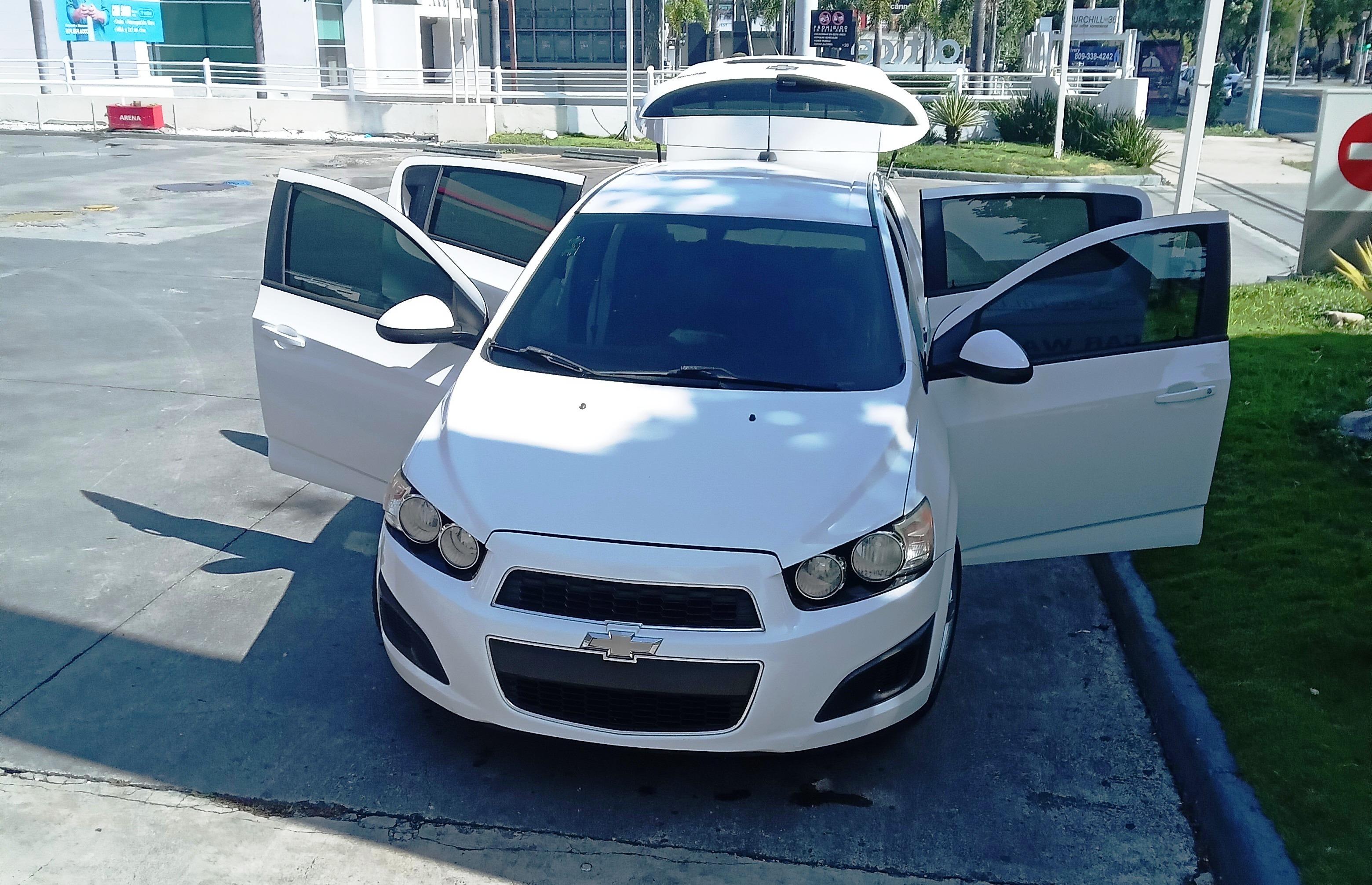 Chevy Sonic LS Hatchback 2015 Manual  Foto 7282314-7.jpg