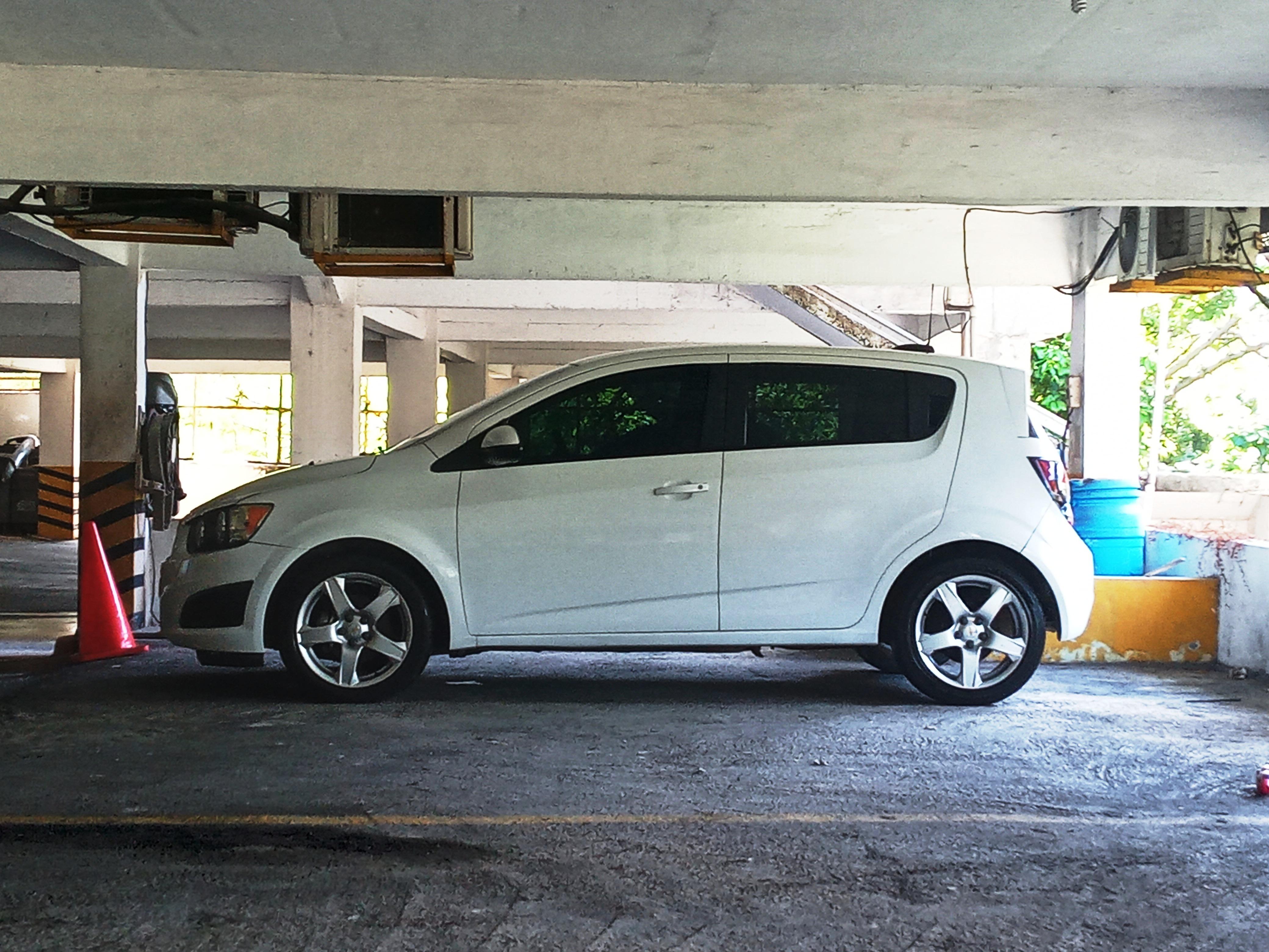 Chevy Sonic LS Hatchback 2015 Manual  Foto 7282314-8.jpg