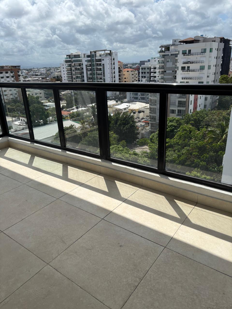 Venta de amplio penthouse en Evaristo Morales Foto 7282346-1.jpg