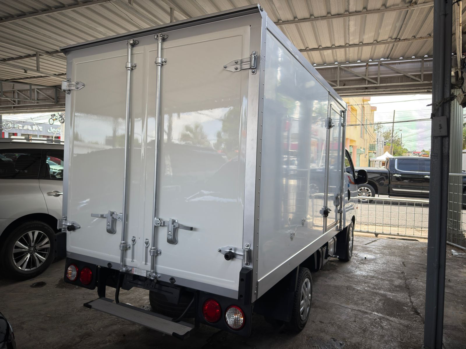 Camion Kia Bongo - DIESEL 2019  Foto 7282390-8.jpg