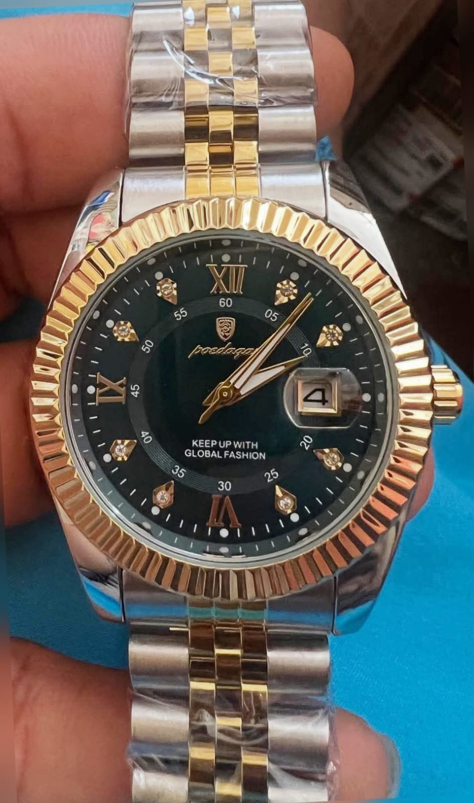 Reloj Poedagar Resistente al agua 30 metros cristal mineral con fecher Foto 7282526-1.jpg