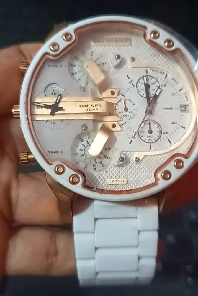 Reloj Diesel Blanco Cuarzo y acero inoxidable con cronógrafo Nuevo Foto 7282542-1.jpg