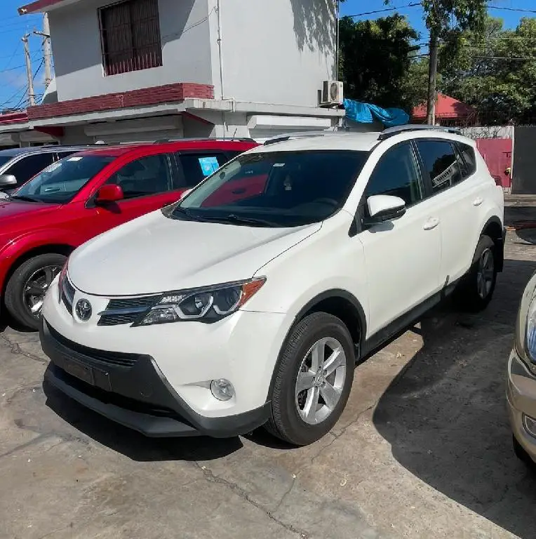 Toyota RAV4 LE 2015 en Peravia Foto 7282573-1.jpg