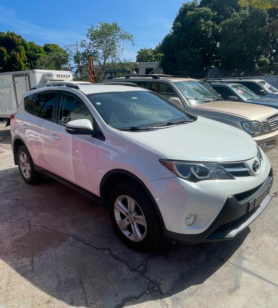 Toyota RAV4 LE 2015 en Peravia Foto 7282573-2.jpg