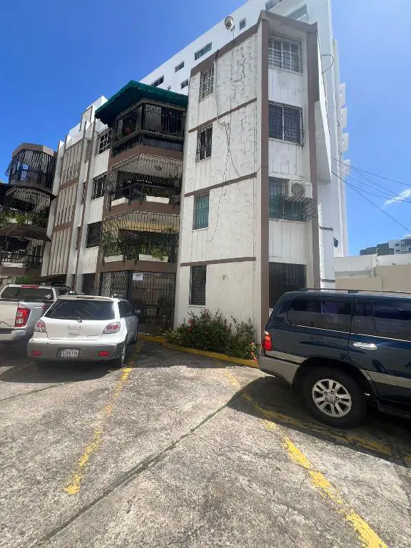 Apartamento en Alquiler - Bella Vista Santo Domingo Foto 7282577-1.jpg