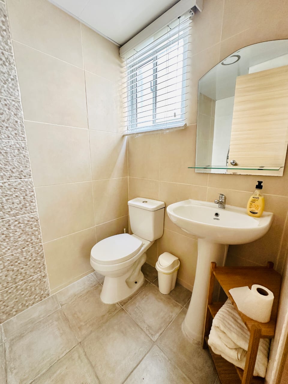 APARTAMENTOS CON 70 METROS DE CONSTRUCCION !!! Foto 7282614-4.jpg