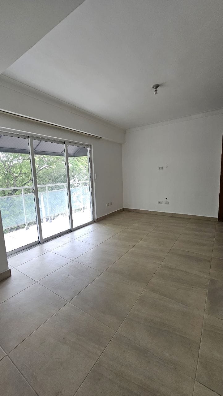 Apartamento en Gazcue ideal para inversión!  Espacioso y bien ubicado  Foto 7282622-13.jpg