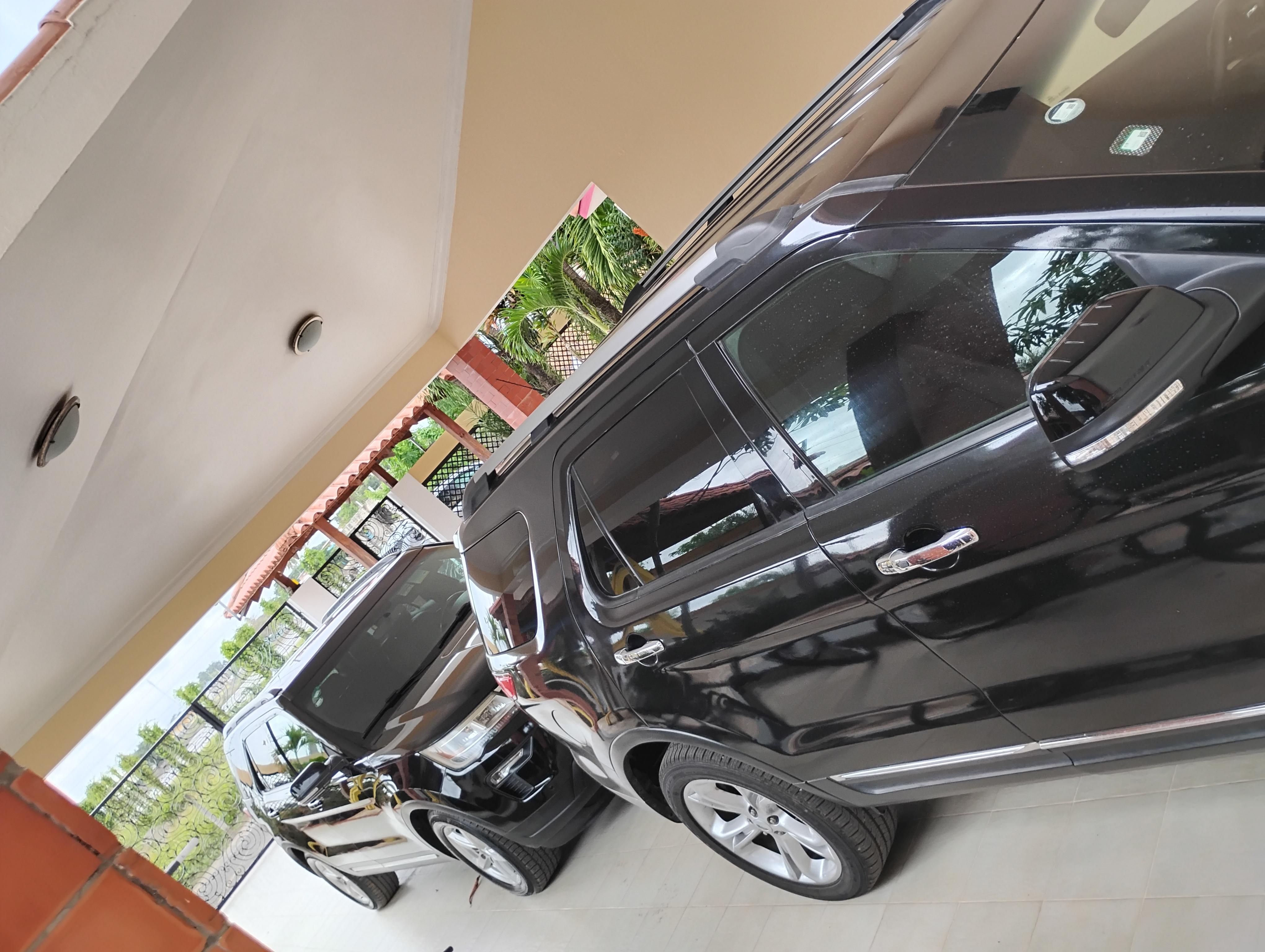  Ford Explorer 2018 en La Vega Foto 7282625-3.jpg