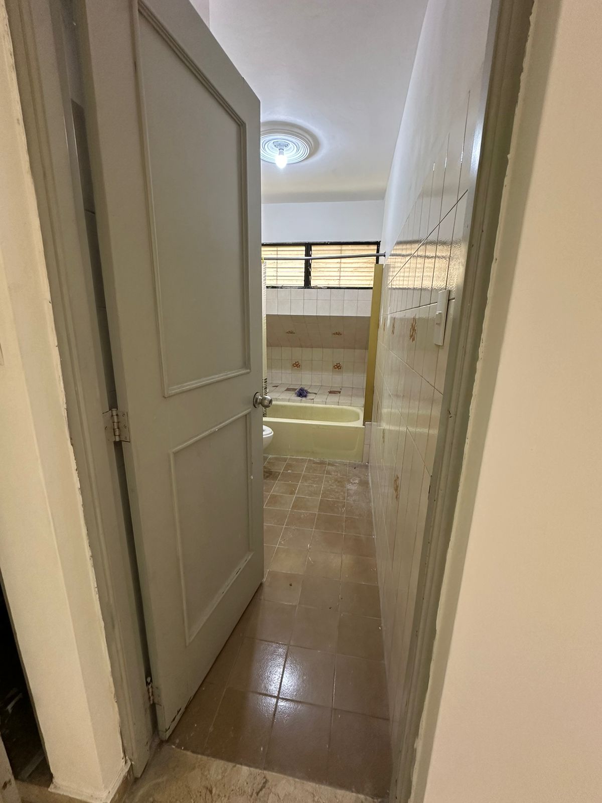 Casa en La Castellana Uso Familiar O Comercial  Foto 7282633-5.jpg