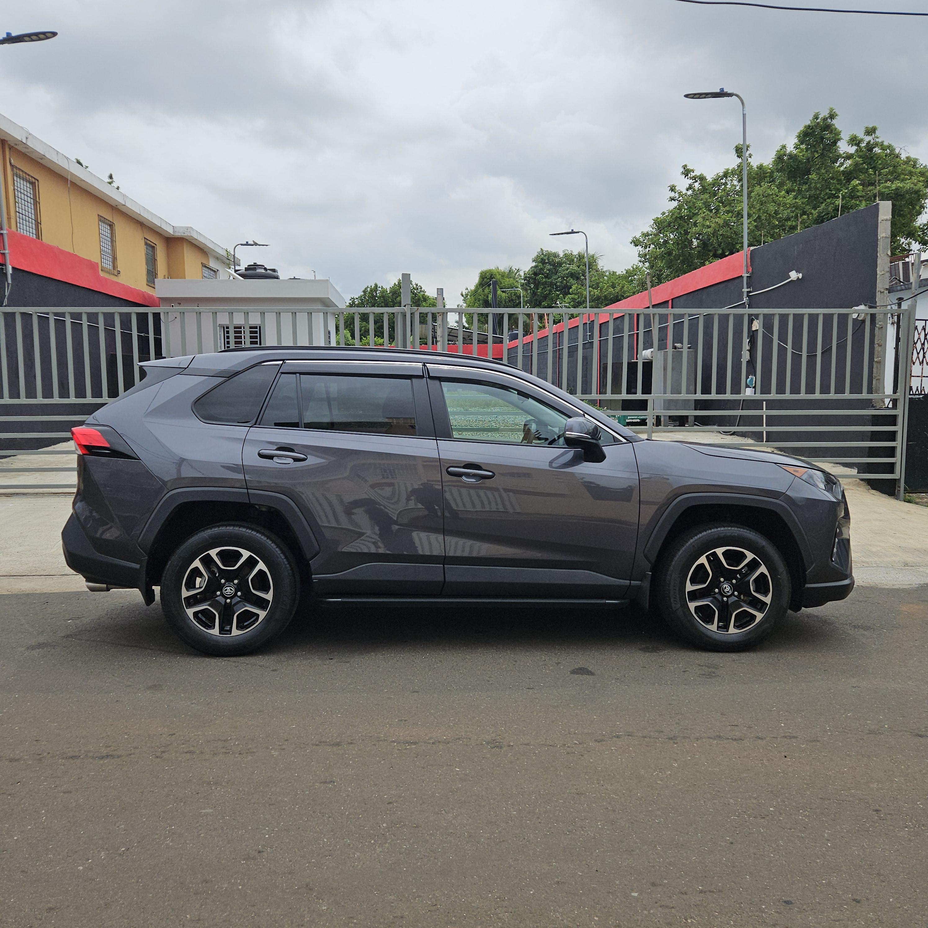 Toyota rav4 2019 RAV4 Foto 7282654-2.jpg