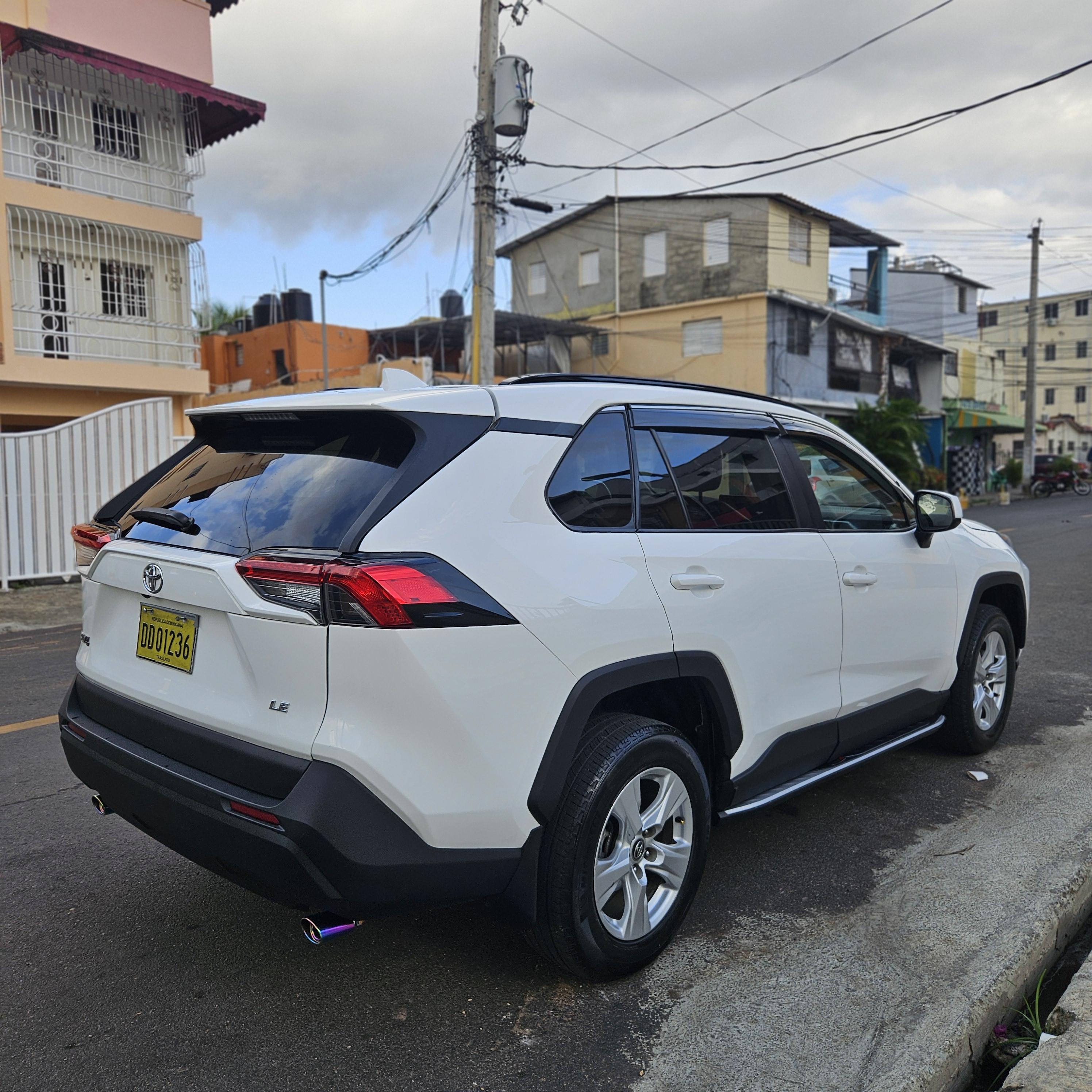 TOYOTA RAV4 2022 Foto 7282655-3.jpg