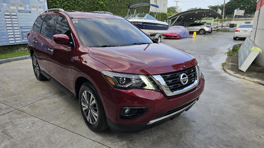 Nissan Pathfinder SV 4x4 2018 Clean Carfax Recien importada Foto 7282757-1.jpg