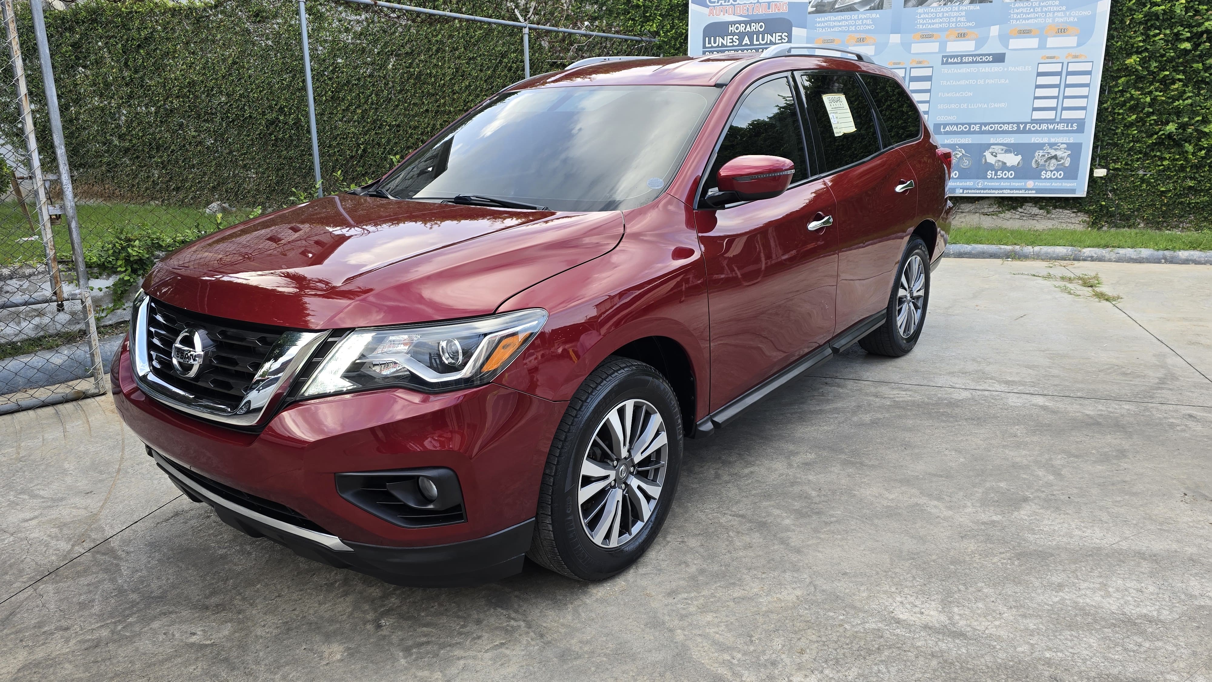 Nissan Pathfinder SV 4x4 2018 Clean Carfax Recien importada Foto 7282757-3.jpg