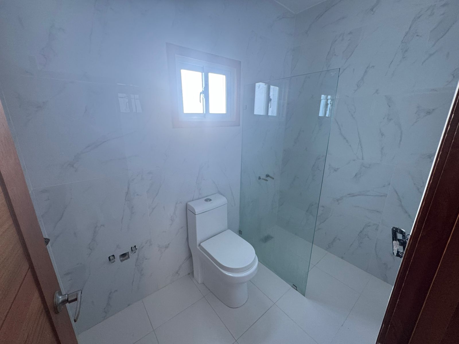  Moderna casa de 2 niveles en la zona más exclusivas y tranquila Foto 7282775-10.jpg
