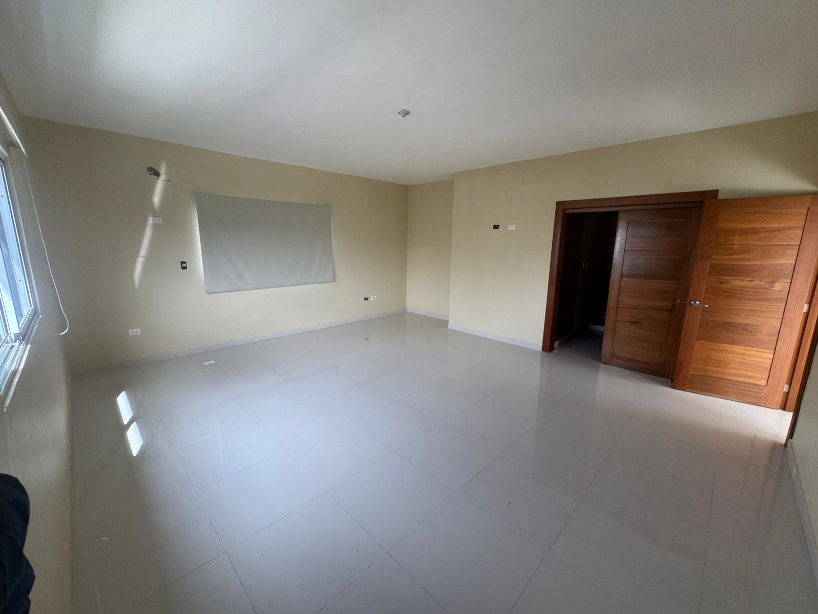  Moderna casa de 2 niveles en la zona más exclusivas y tranquila Foto 7282775-8.jpg