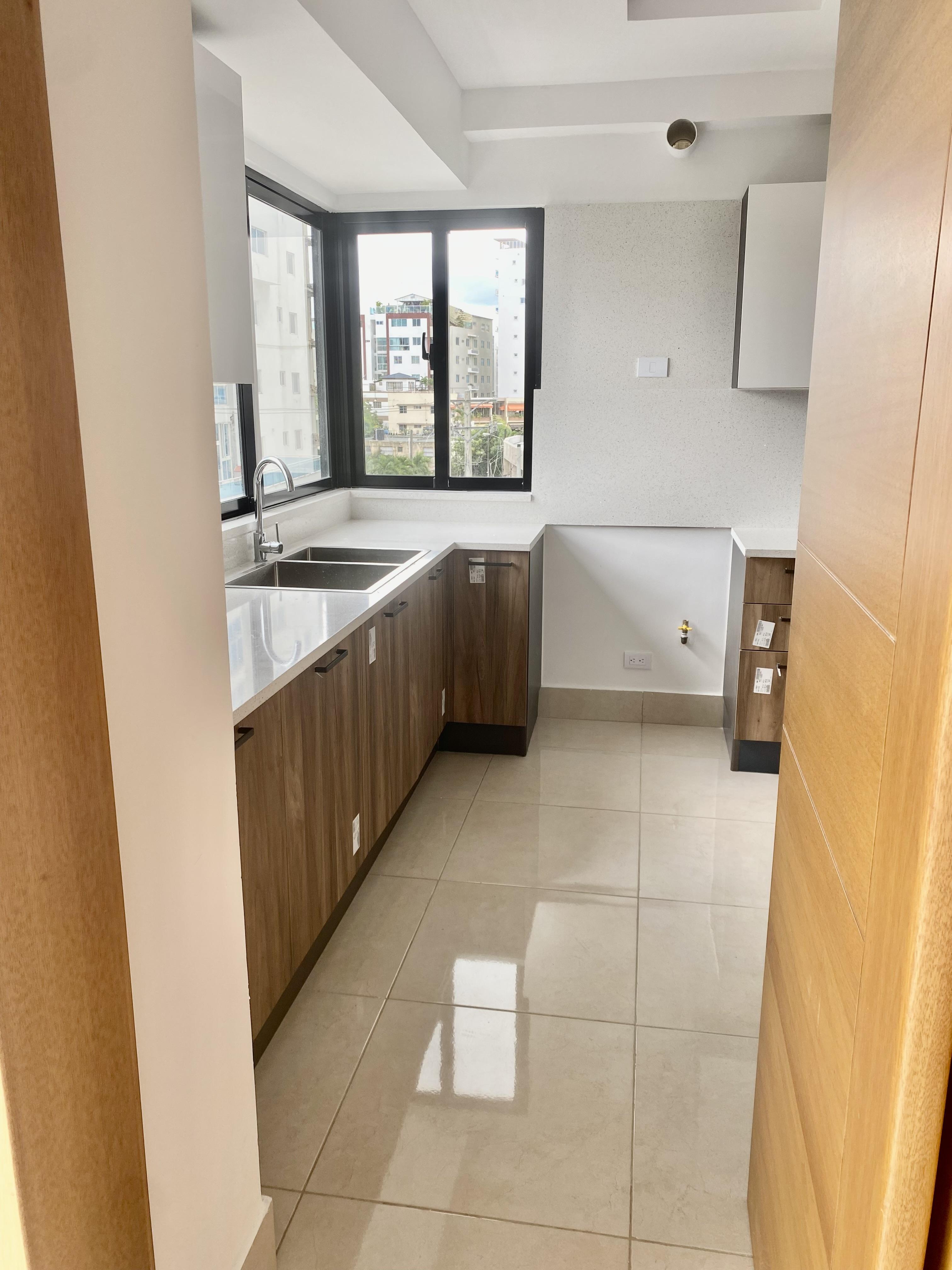 Alquilo apartamento en la urbanización Fernández Santo Domingo  Foto 7283172-10.jpg