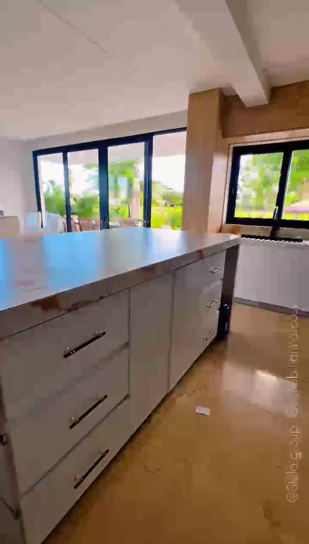 Vendo villa de lujo frente al campo de golf en Playa Nueva Romana Foto 7283346-15.jpg