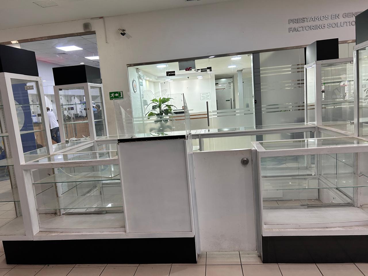 VENTA DE MÓDULO COMERCIAL – Plaza en Santiago Foto 7283403-3.jpg