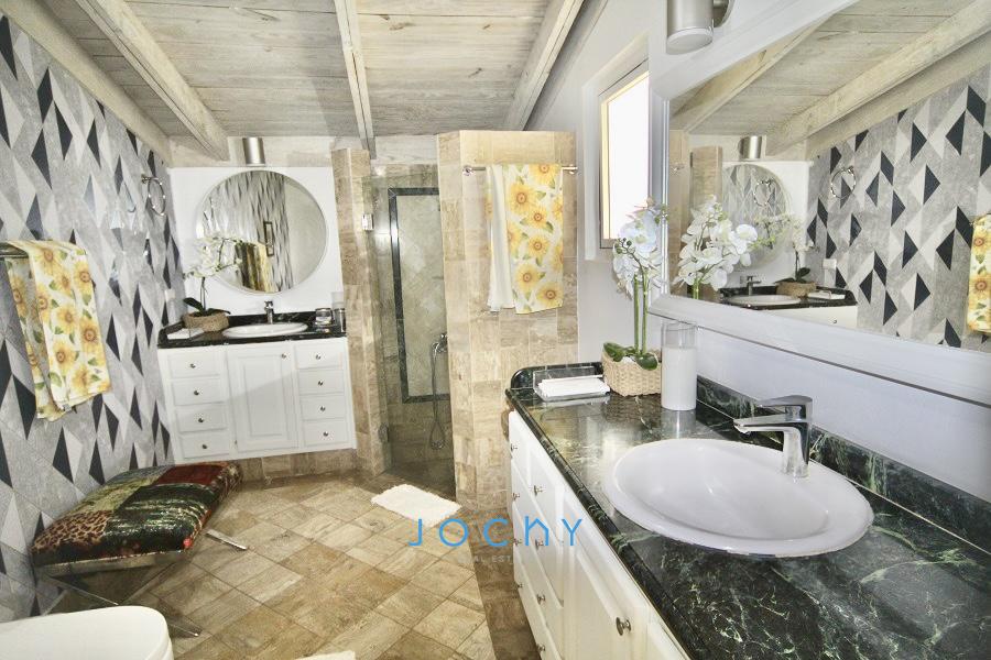 Jochy Real Estate vende Golf Villa en Casa de Campo La Romana R.D Foto 7283428-8.jpg