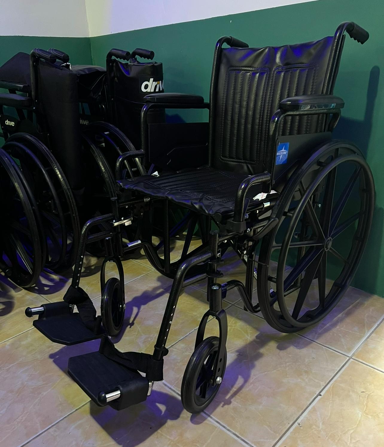 Silla de rueda  Foto 7283478-4.jpg