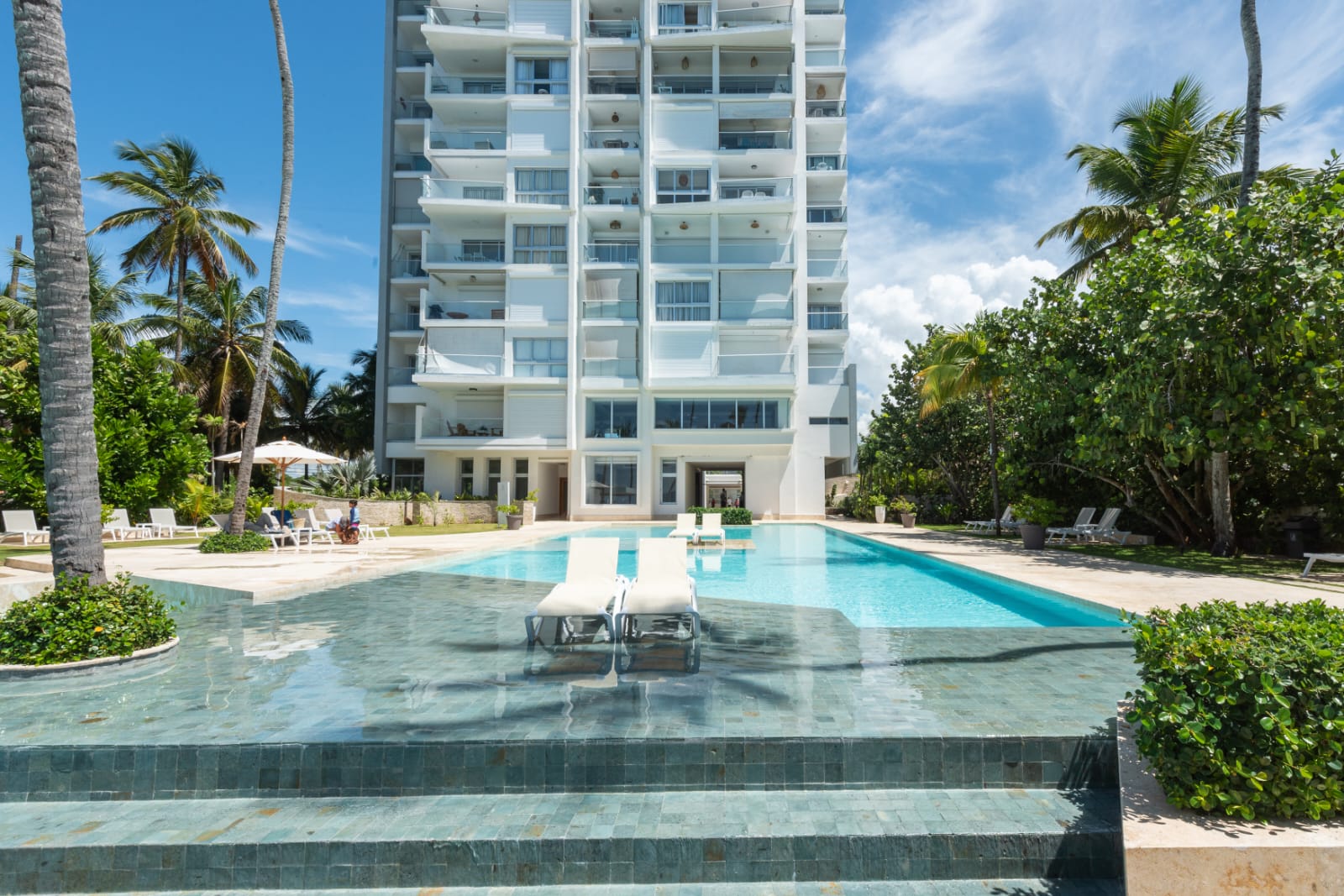 VENDO APARTAMENTO UBICADO EN JUAN DOLIO Foto 7283515-1.jpg