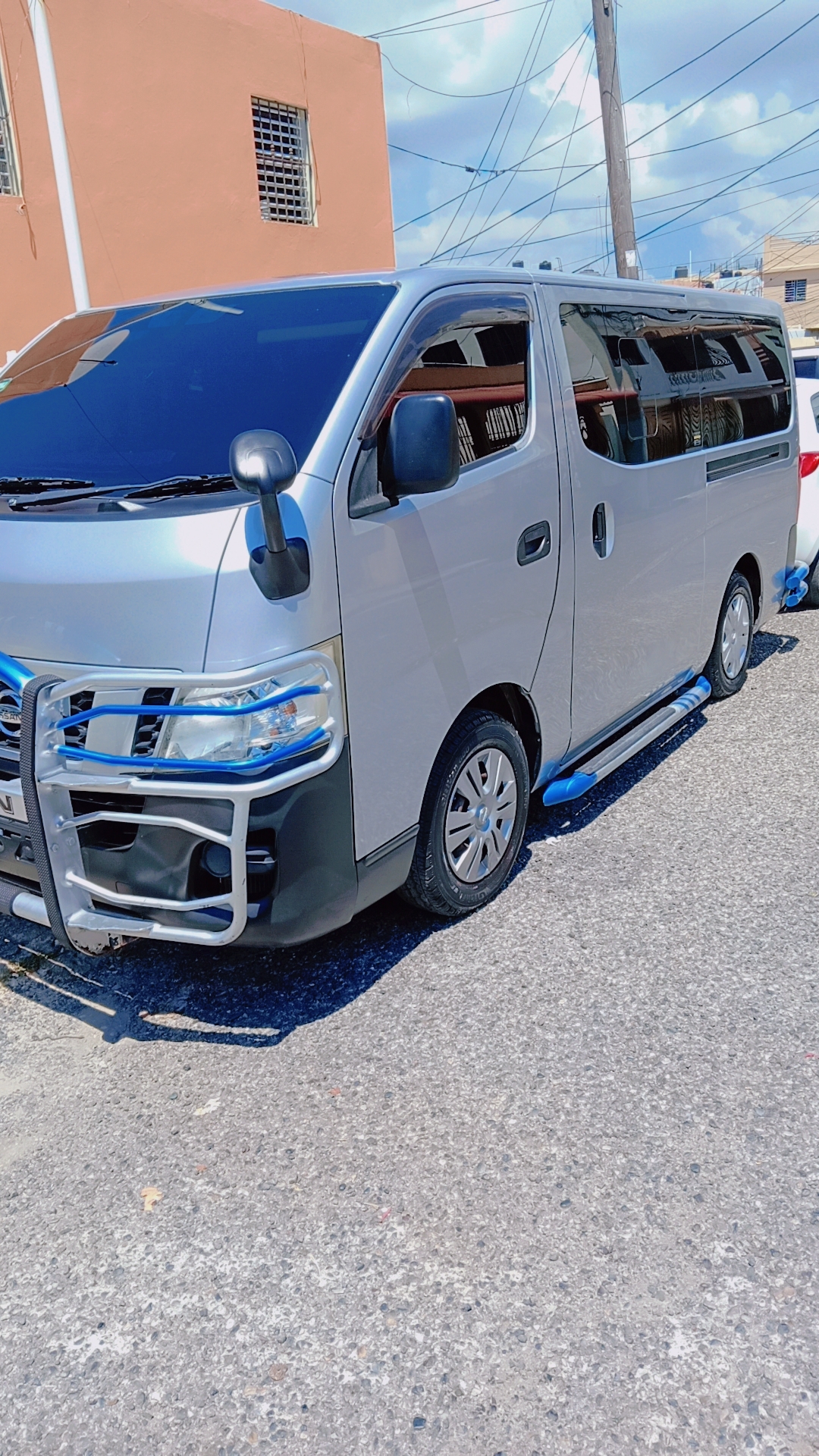 Nissan urvan 2017 en Santo Domingo Este Foto 7283609-2.jpg