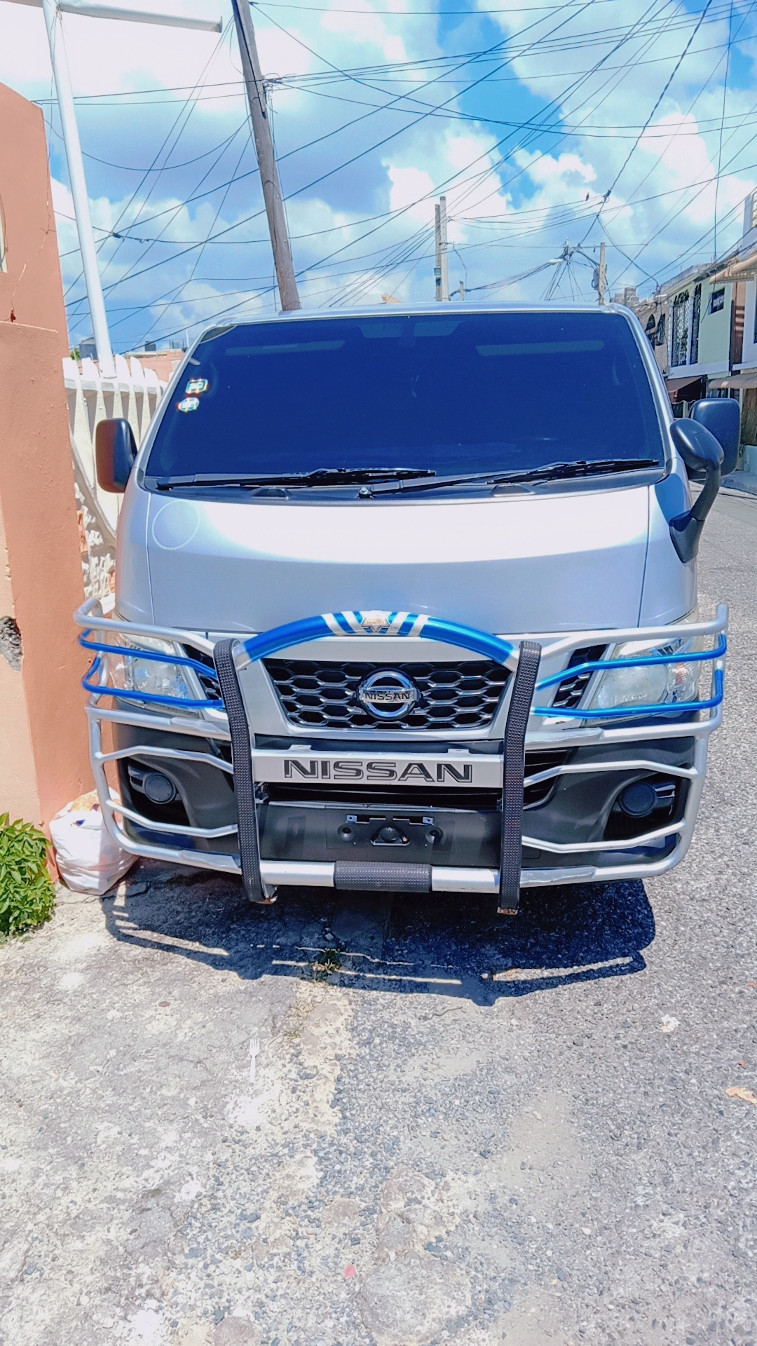 Nissan urvan 2017 en Santo Domingo Este Foto 7283609-3.jpg