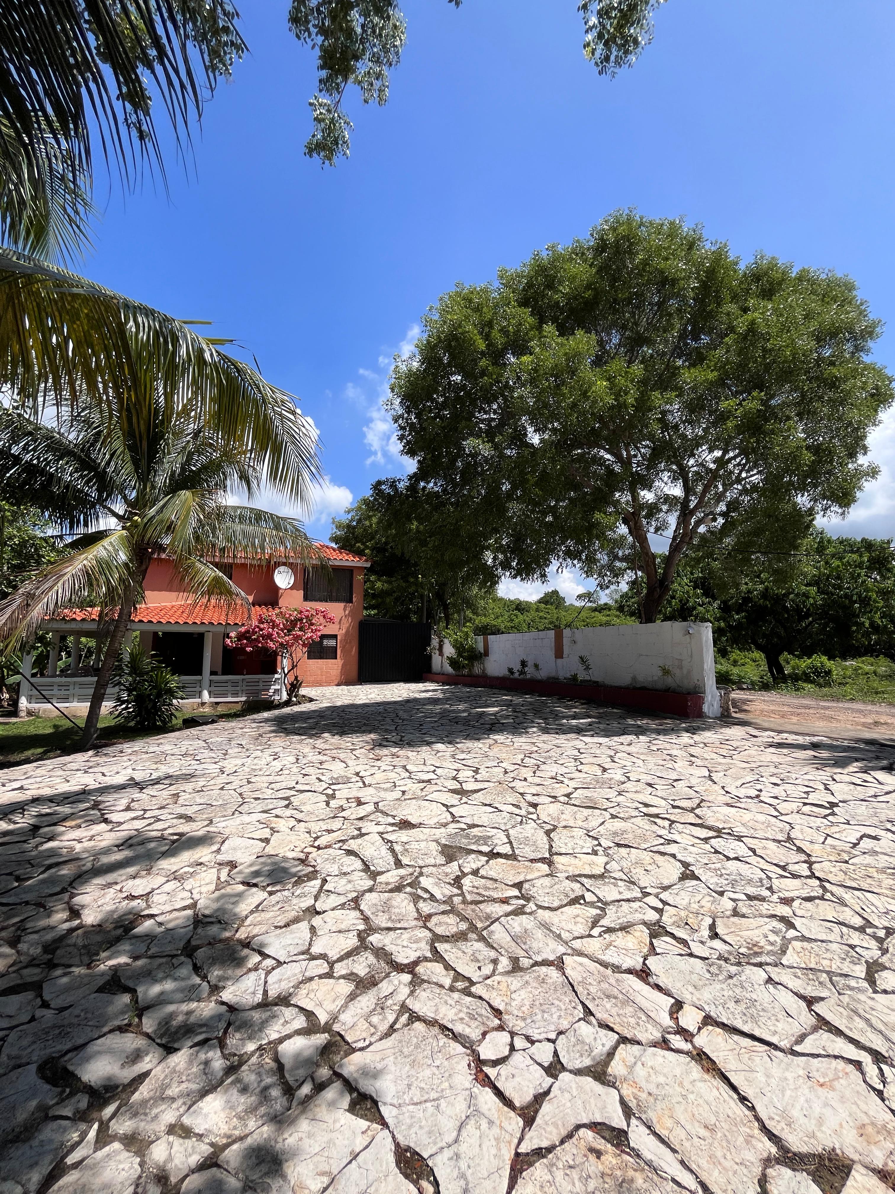 VILLA PERFECTA EN VENTA PARA EL DESCANSO EN SAN CRISTÓBAL Foto 7283736-3.jpg