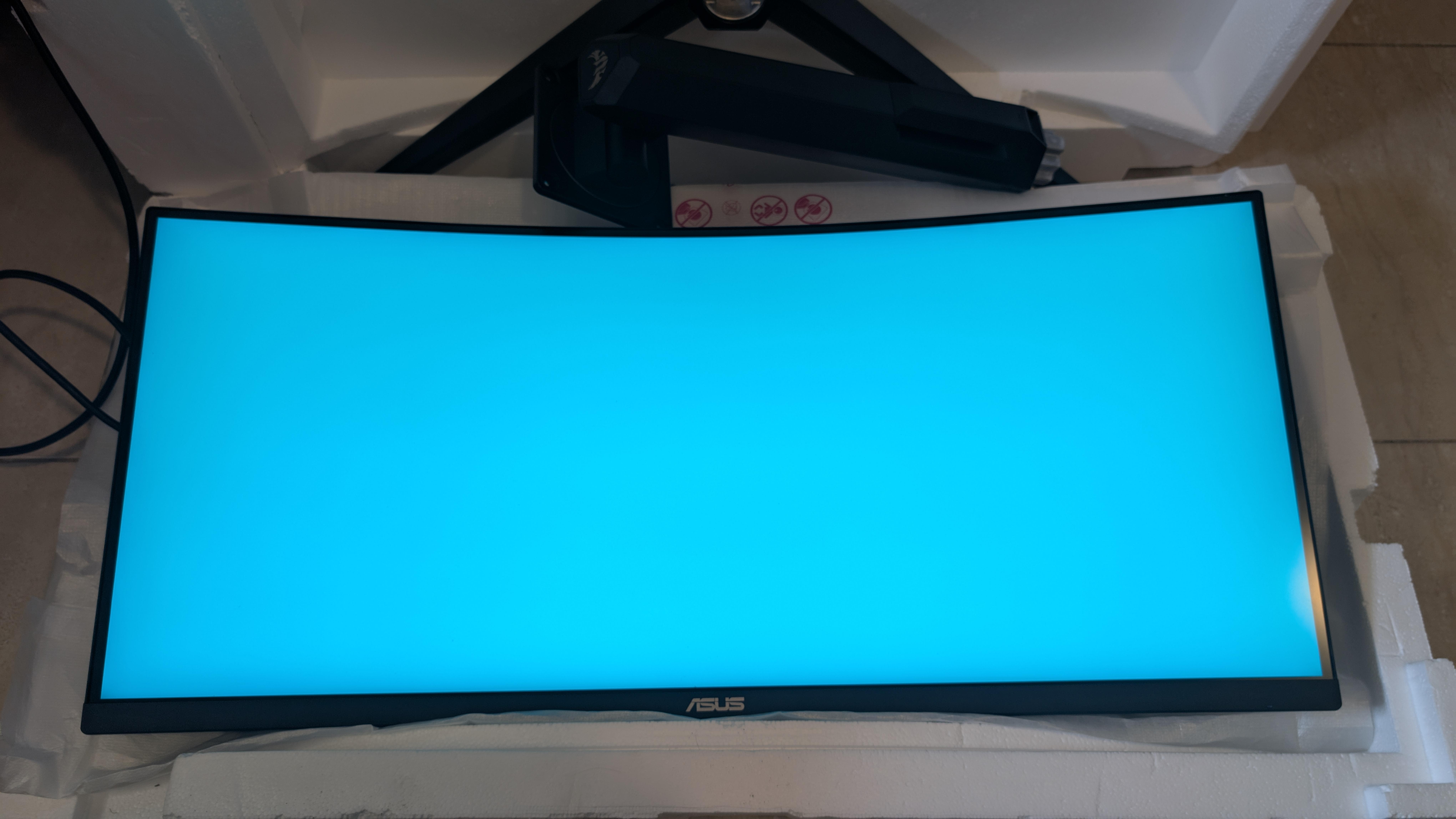 MONITOR 165HZ ULTRAWIDE ASUS 34  Foto 7283770-8.jpg