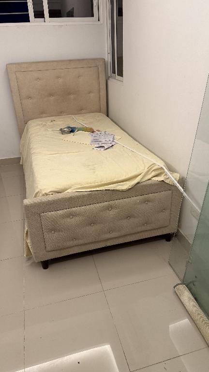 Se vende Cama Twin Sin Colchon Foto 7283778-1.jpg
