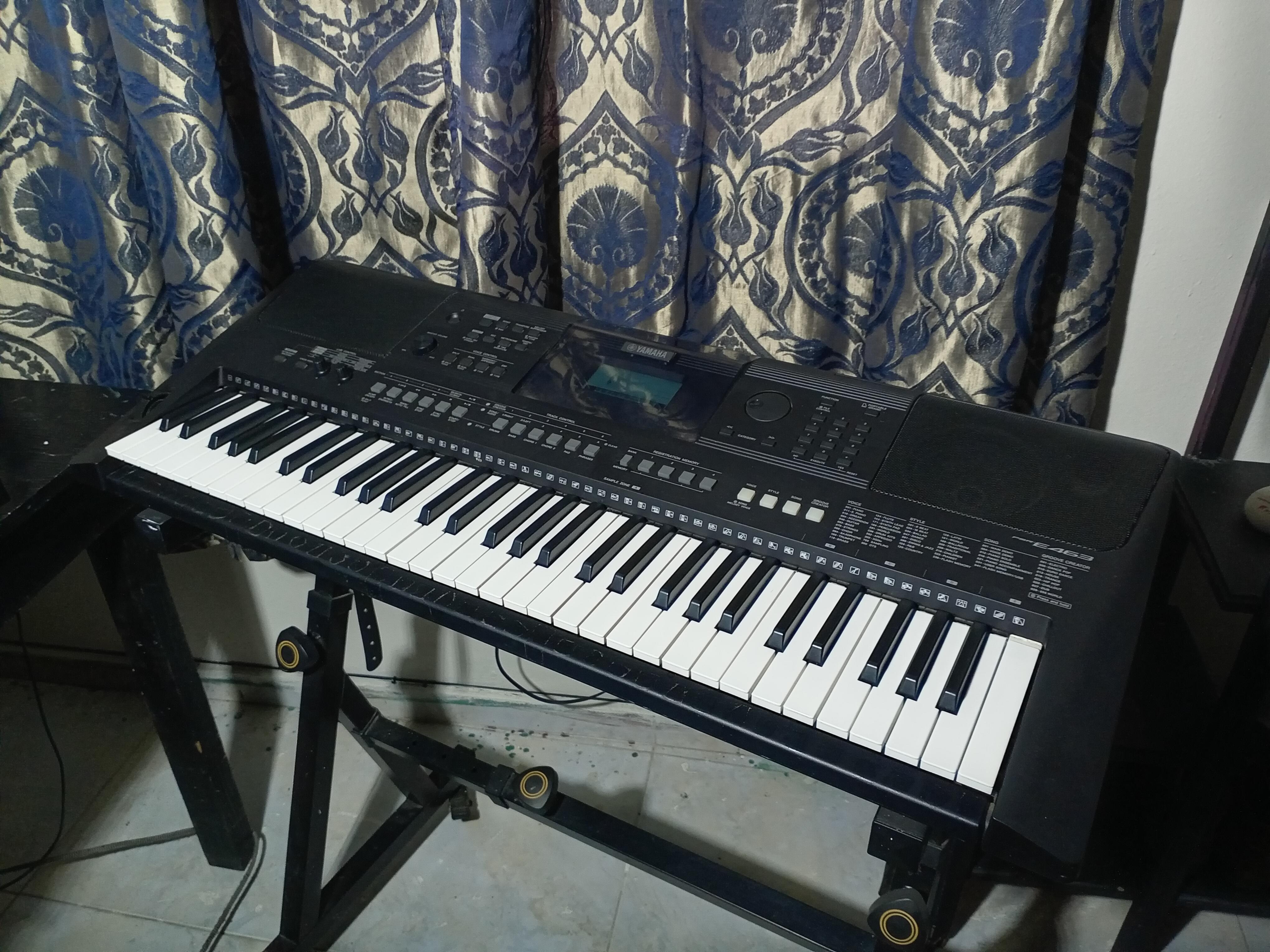 Piano Yamaha PSR e463 Foto 7283919-8.jpg