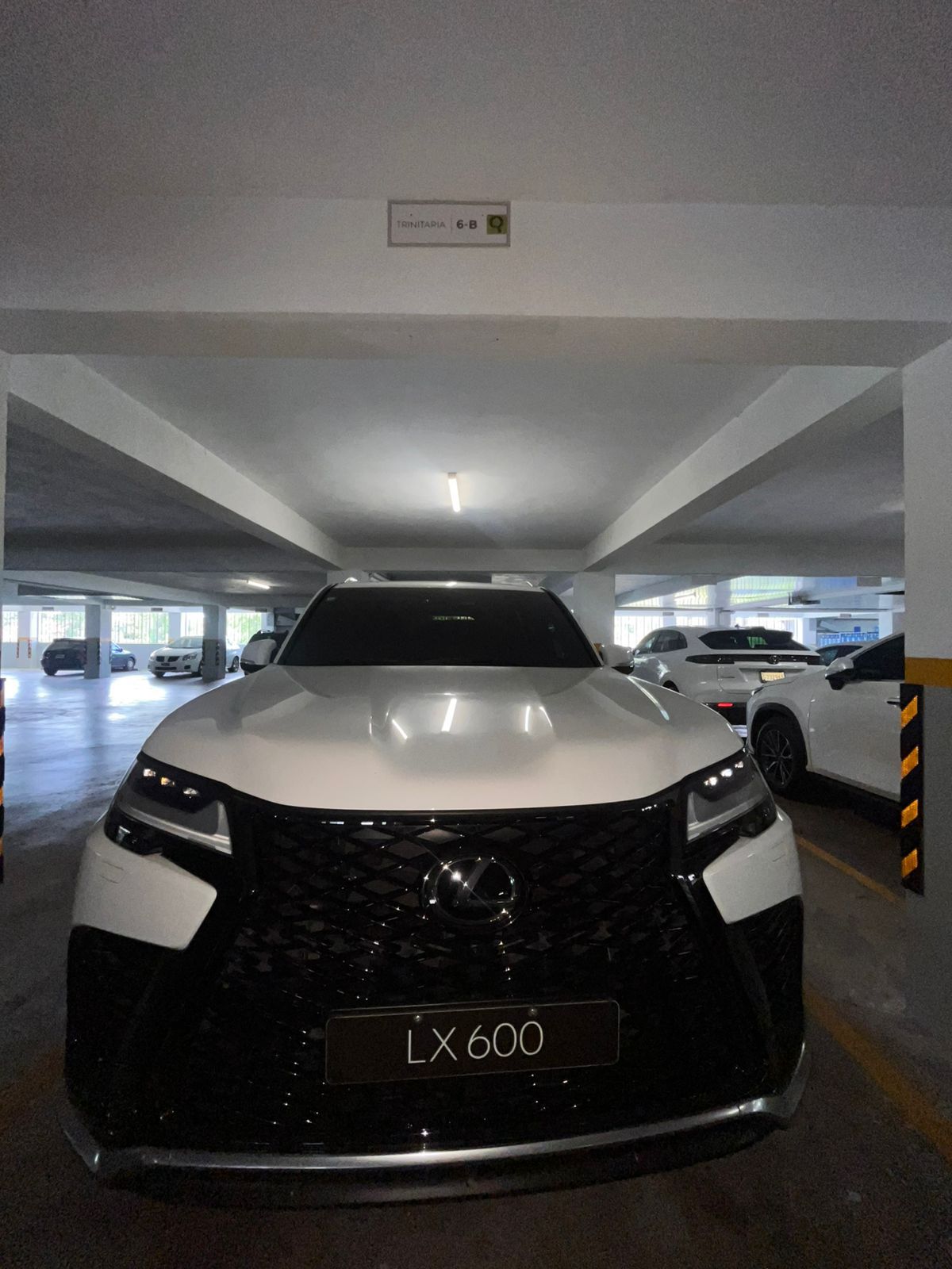 ATENCIÓN PURGA RD ???? ???? SE VENDE Lexus LX 600 F Sport 2023 COMO N Foto 7284038-2.jpg