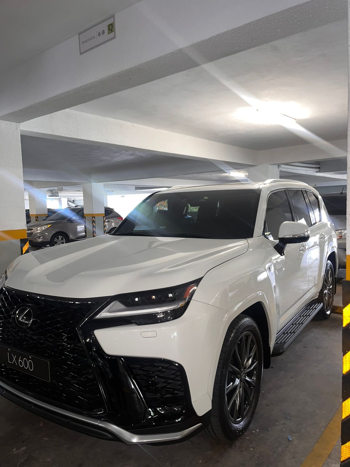 ATENCIÓN PURGA RD ???? ???? SE VENDE Lexus LX 600 F Sport 2023 COMO N Foto 7284040-10.jpg
