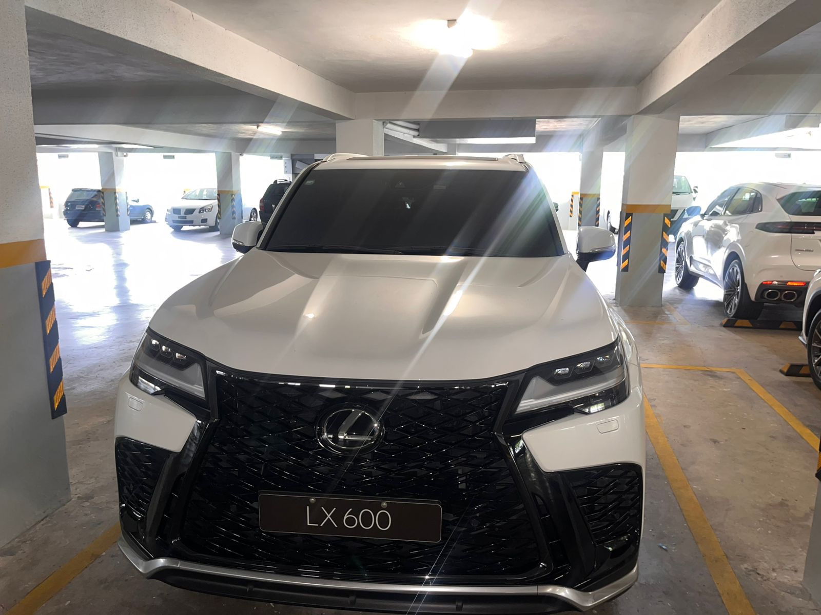 ATENCIÓN PURGA RD ???? ???? SE VENDE Lexus LX 600 F Sport 2023 COMO N Foto 7284040-14.jpg