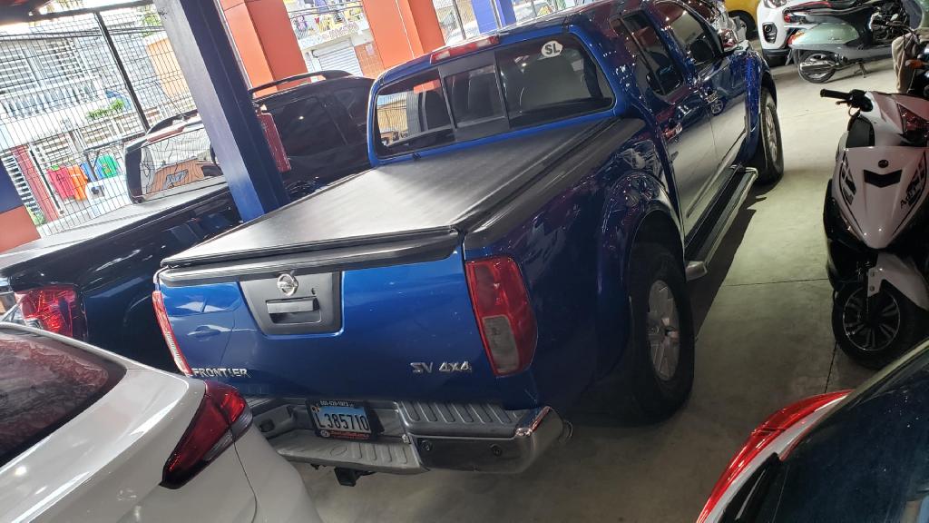 La Nissan Frontier 2014  en San Pedro de Macorís Foto 7284050-4.jpg
