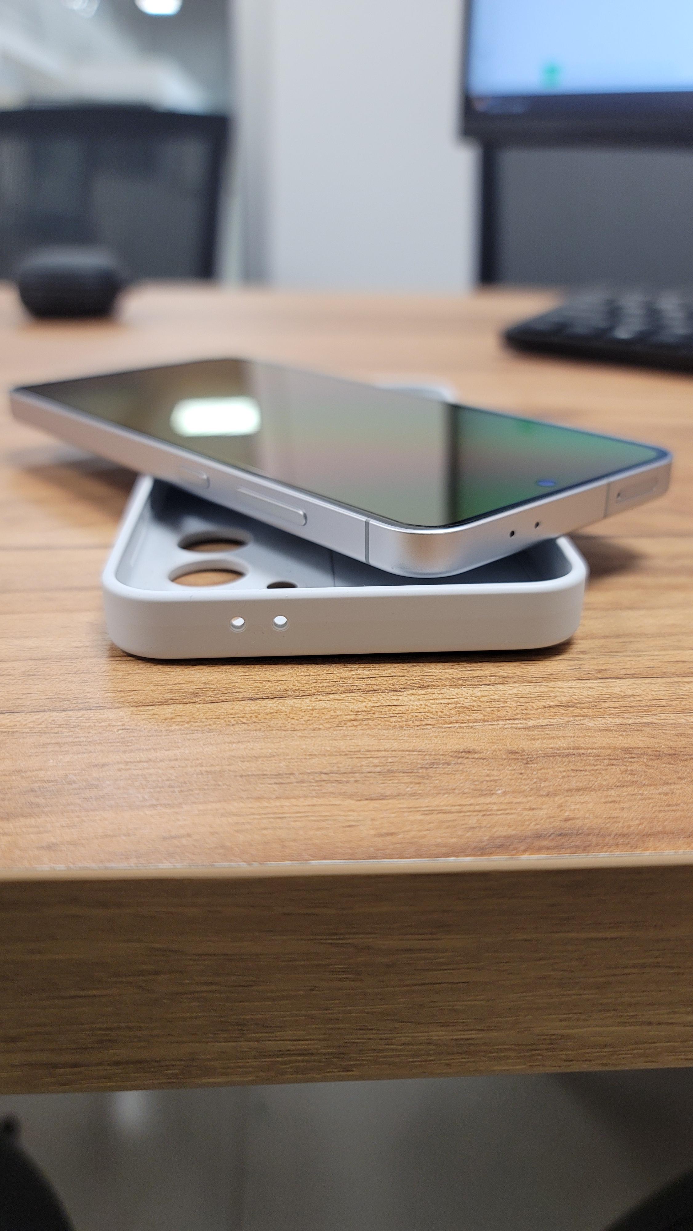 Samsung Galaxy s24 FE 256gb Claro  audifonos Samsung Buds FE Foto 7284067-3.jpg