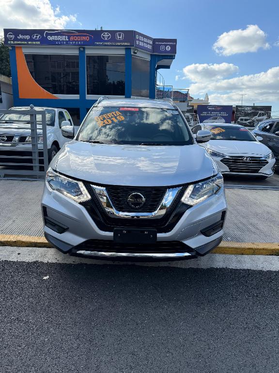 nissan rogue ediccion especial Foto 7284154-3.jpg