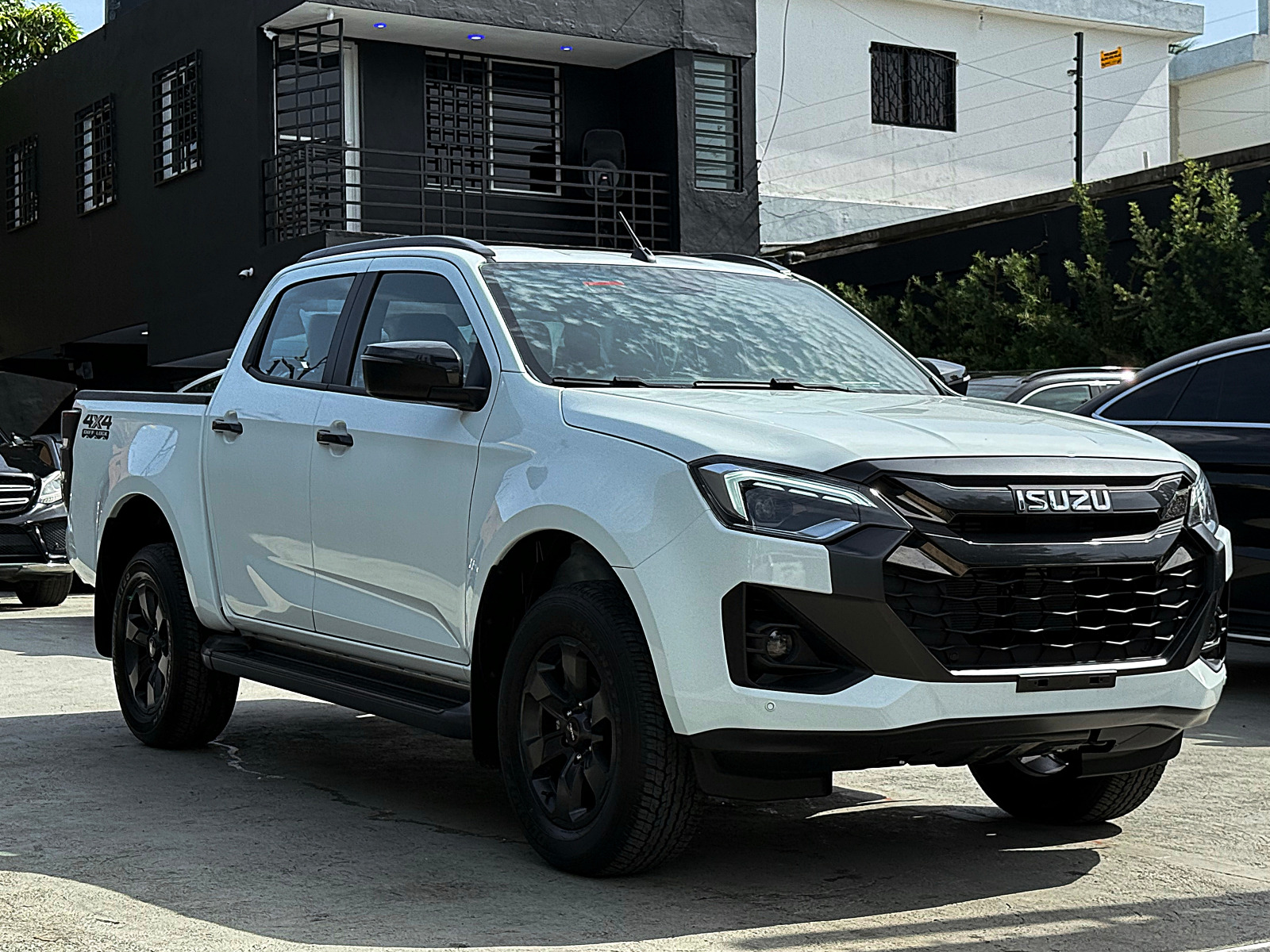 ISUZU D-MAX LSE 4X4 DIFF-LOCK 2026 en Santo Domingo Este Foto 7284438-3.jpg