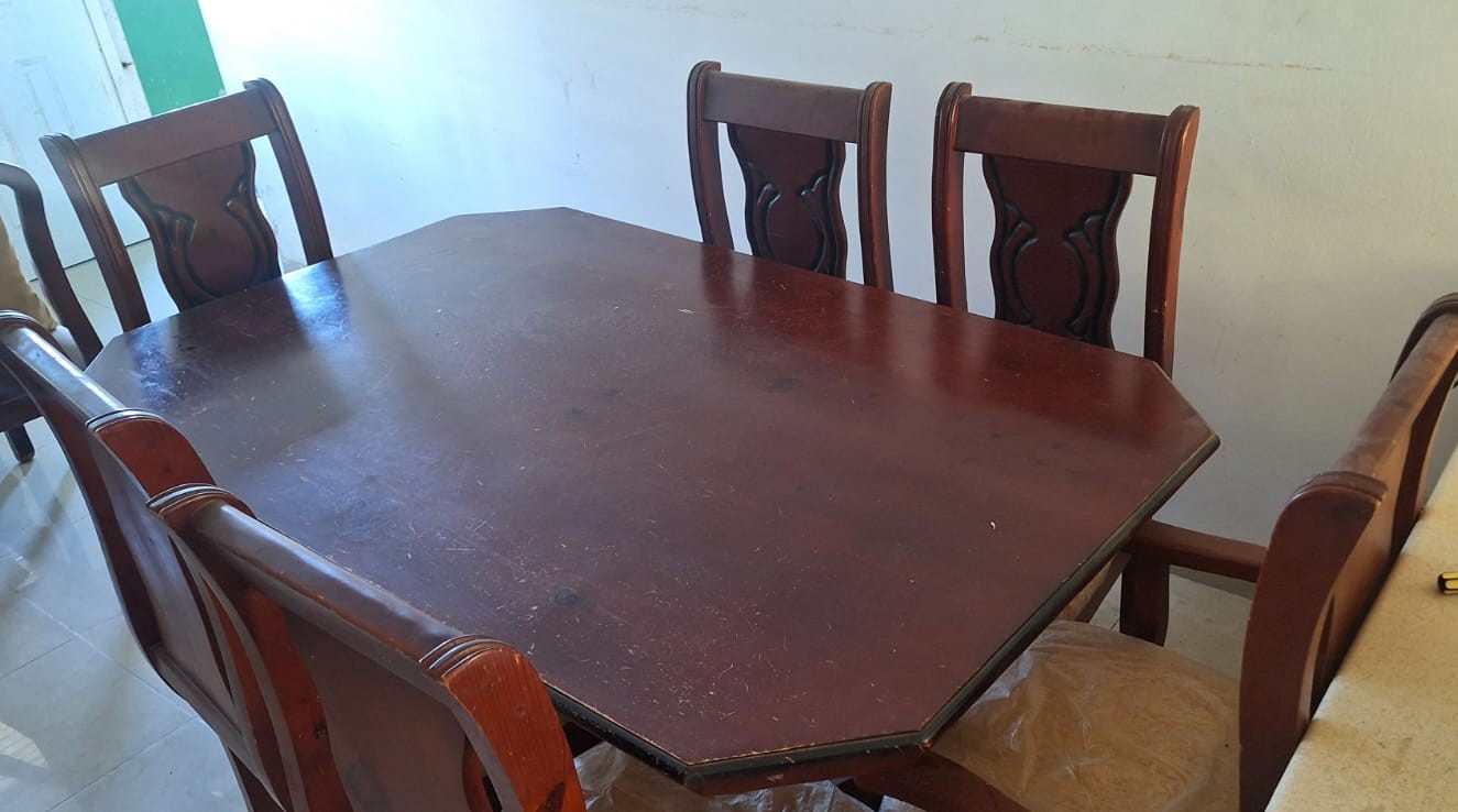 JUEGO DE SALA JUEGO DE COMEDOR Y JUEGO DE APOSENTO DE OPORTUNIDAD POR  Foto 7284466-5.jpg