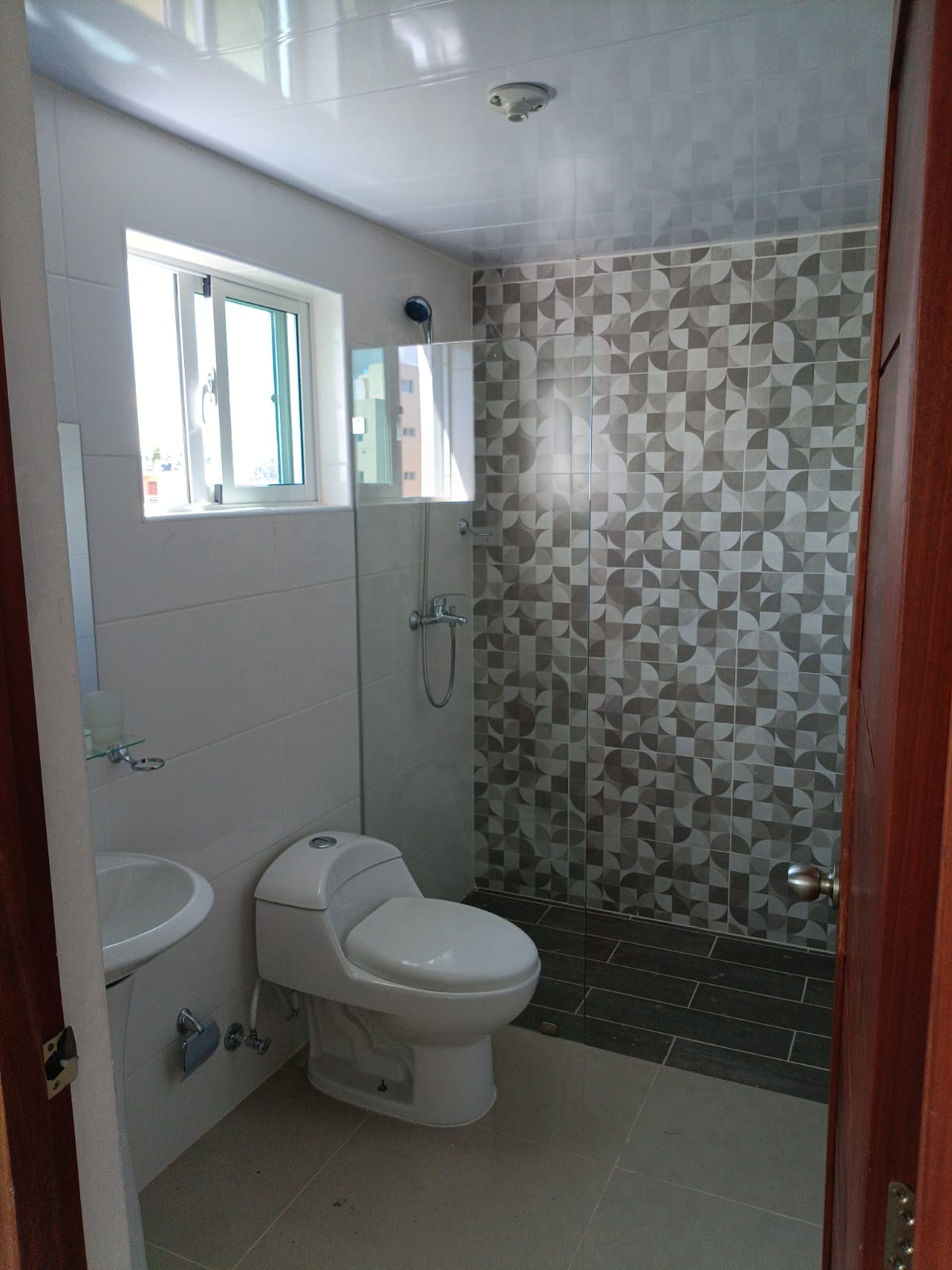 Apartamento en venta a estrenar sector de Las Américas Foto 7284498-5.jpg