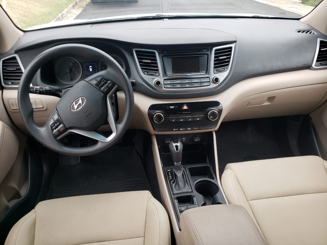 Hyundai Tucson como nueva blanca Foto 7284563-6.jpg