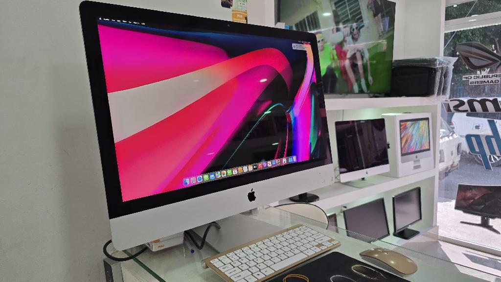 Imac Retina 4K 21.5 Pulg Core i5 Ram 16gb ddr4 Disco 256gb SSD  Foto 7284569-1.jpg
