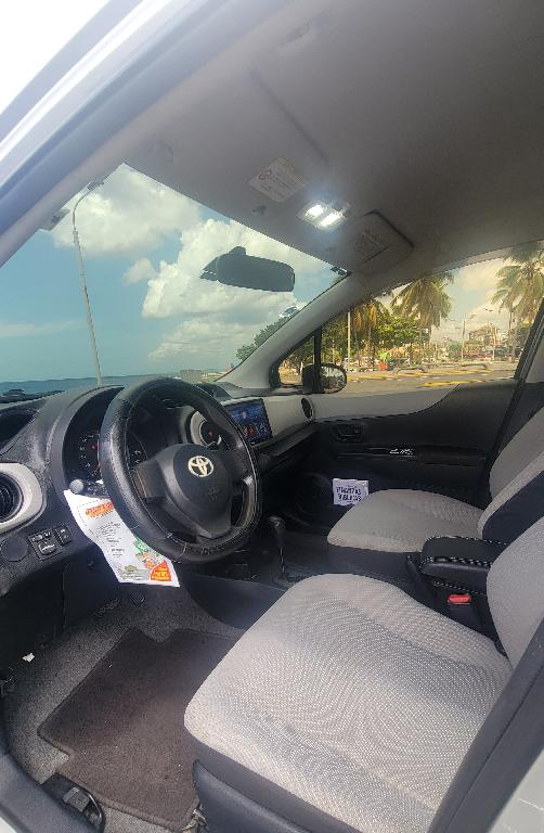 Toyota vitz 2011 en venta Foto 7284584-7.jpg