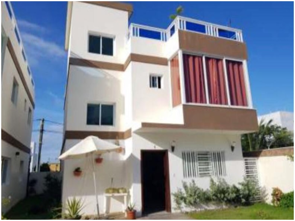 OPORTUNIDAD UNICA CASA 3 NIV. AMUEBLADA  EN BAVARO RES. VILLAS ALTAS B Foto 7284763-3.jpg