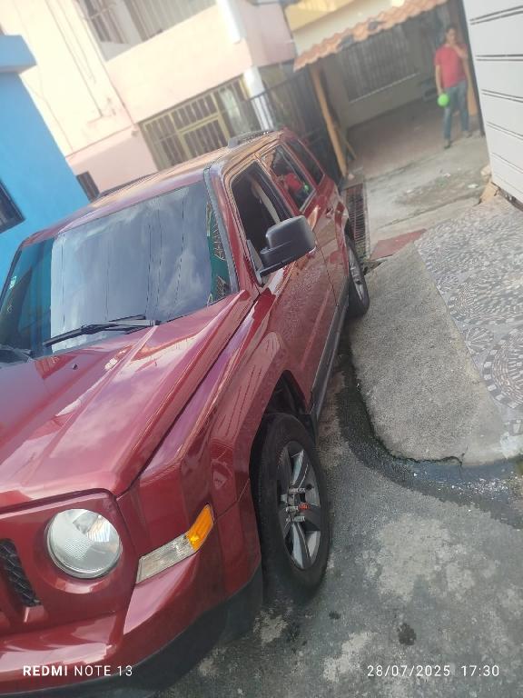 Jeep Patriot 2016 4x2 en Santo Domingo Norte Foto 7284799-5.jpg
